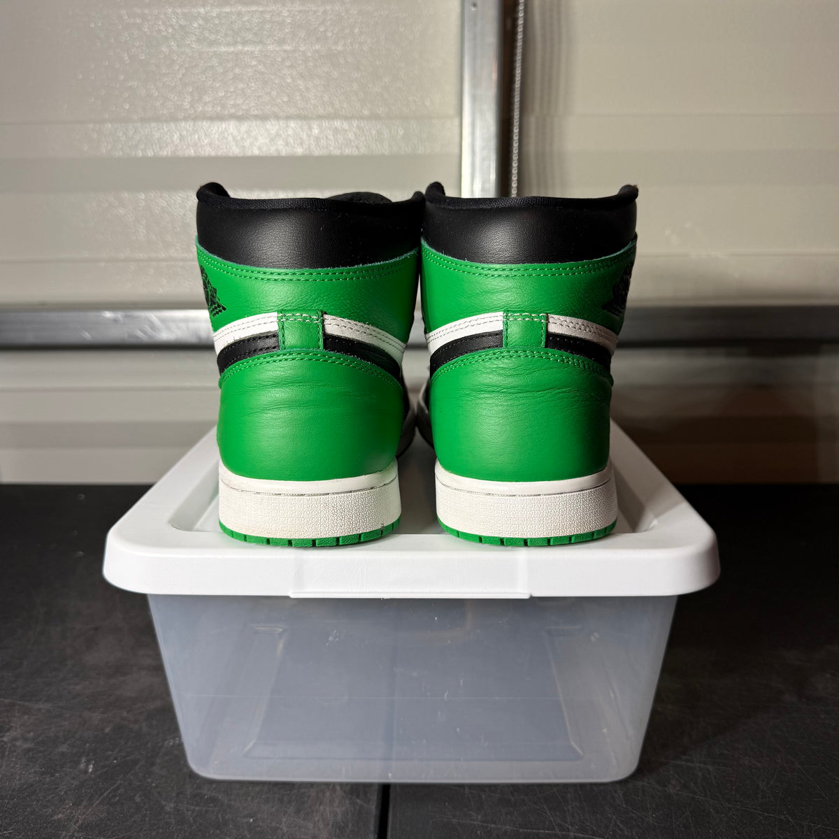 Size 10.5 - AJ 1 High Lucky Green NB