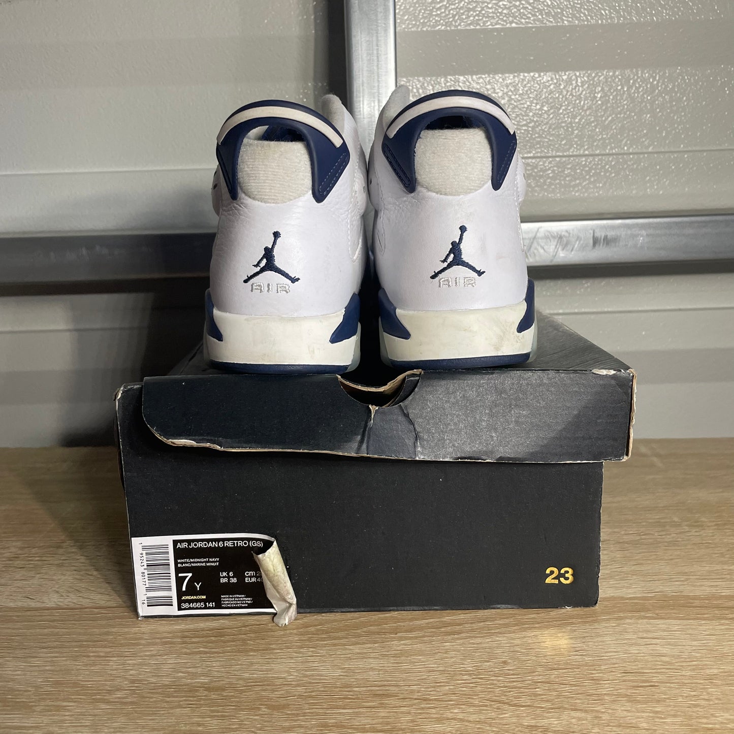 Size 7Y - AJ 6 Retro Midnight Navy