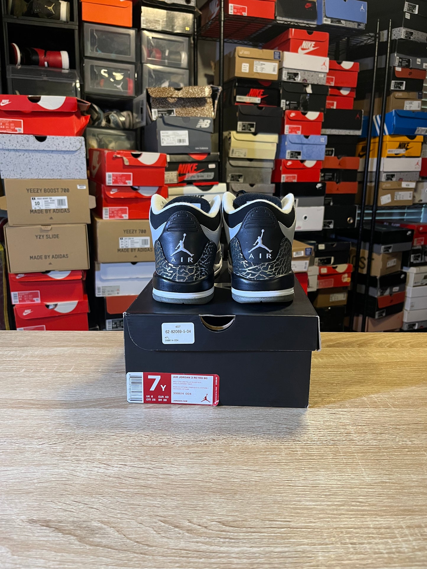 Size 7y - AJ 3 Wolf Grey
