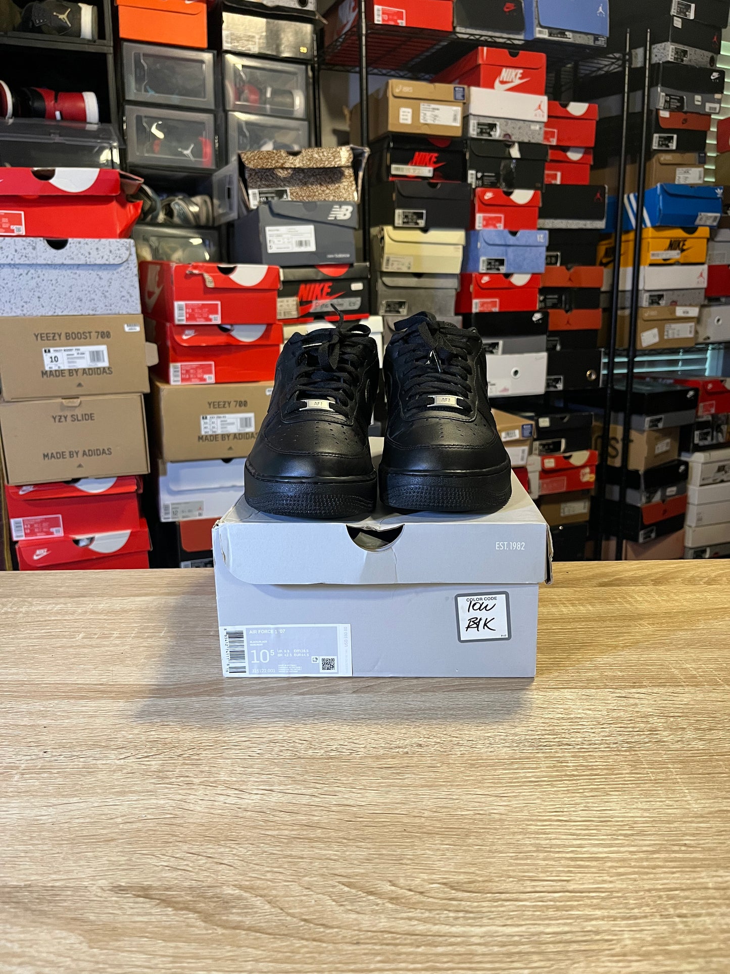 Size 10.5 - AF 1 Low Black