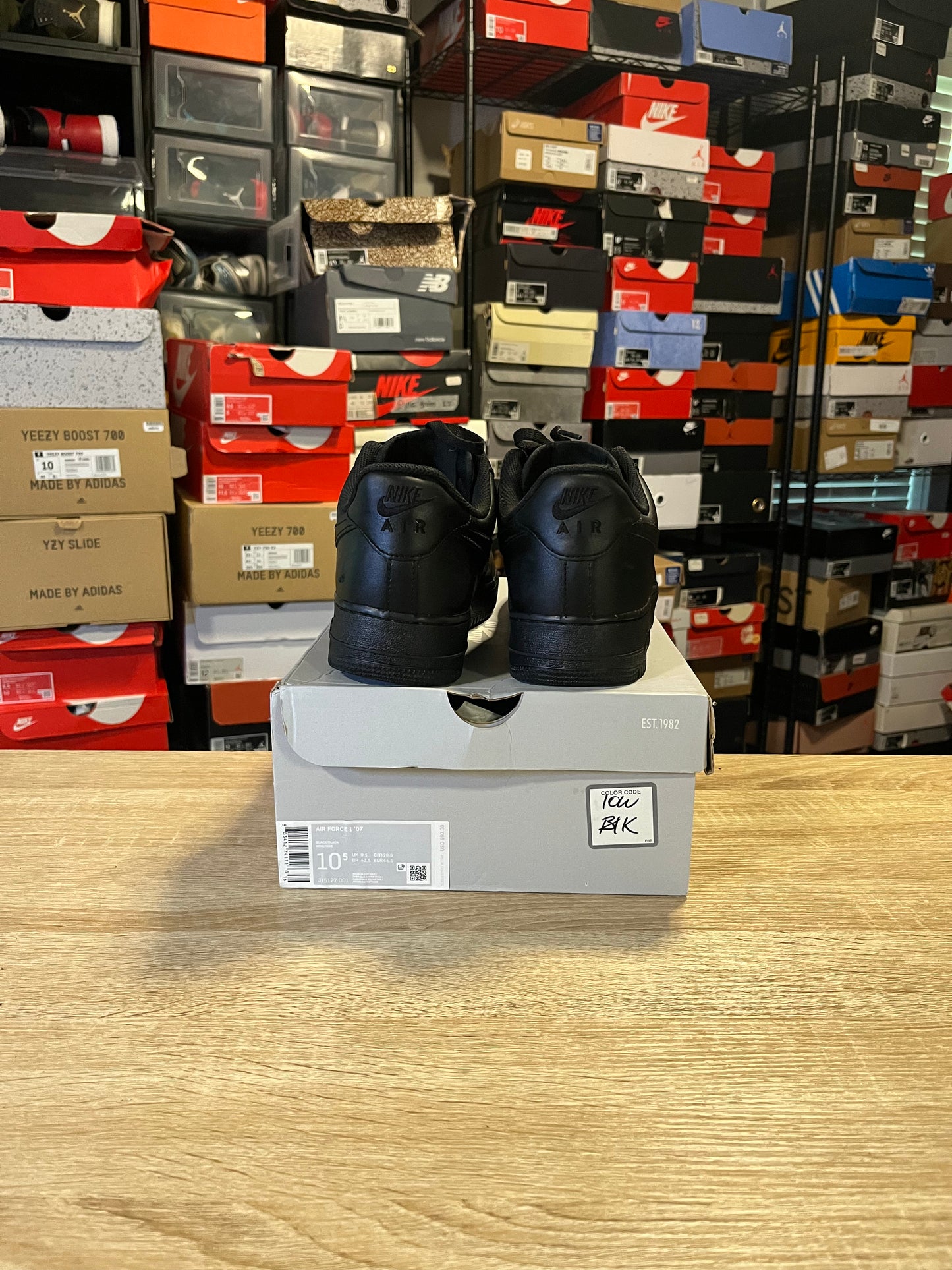 Size 10.5 - AF 1 Low Black