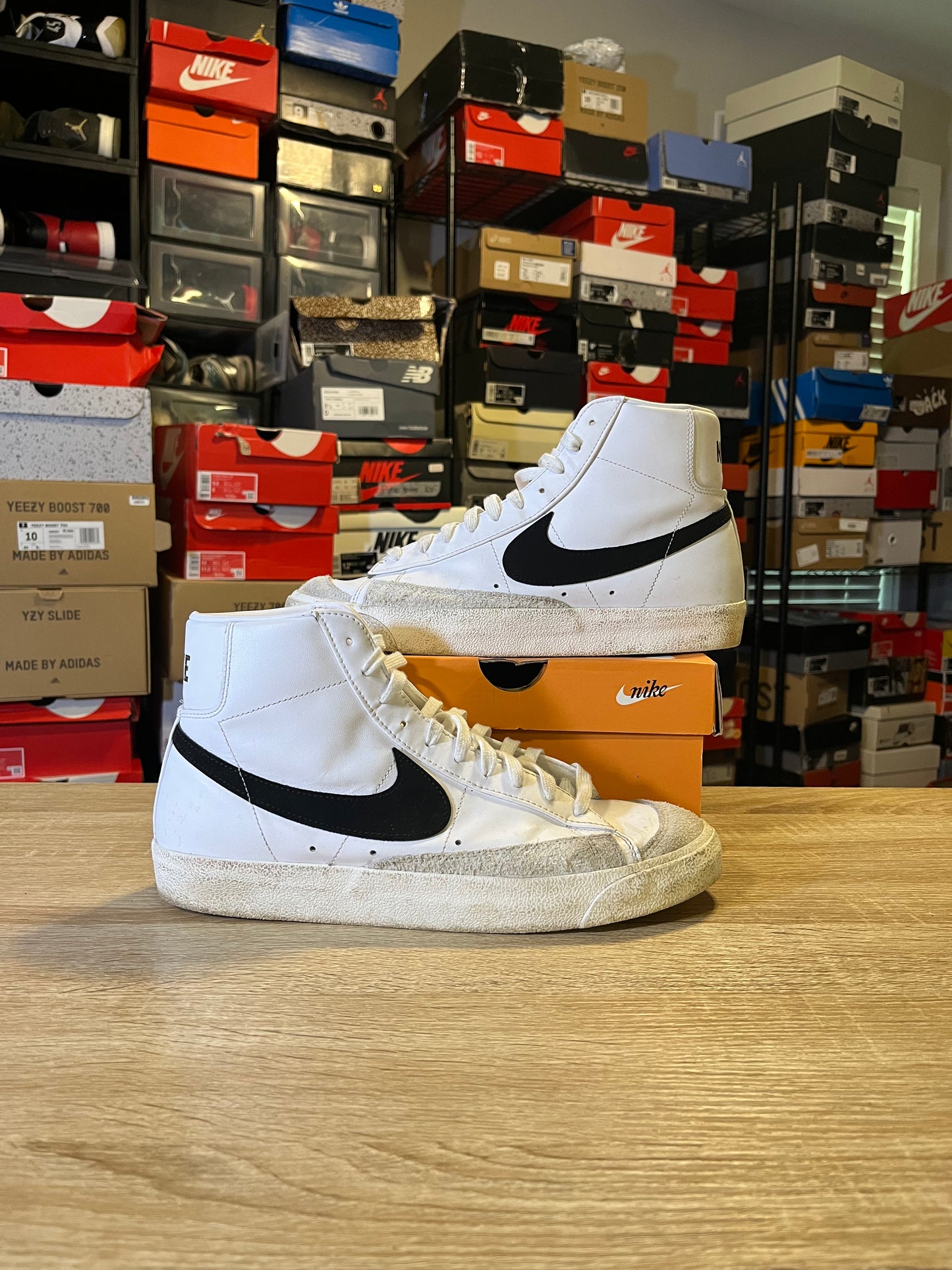Size 11 - Blazer Mid 77 Vintage White Black 2019