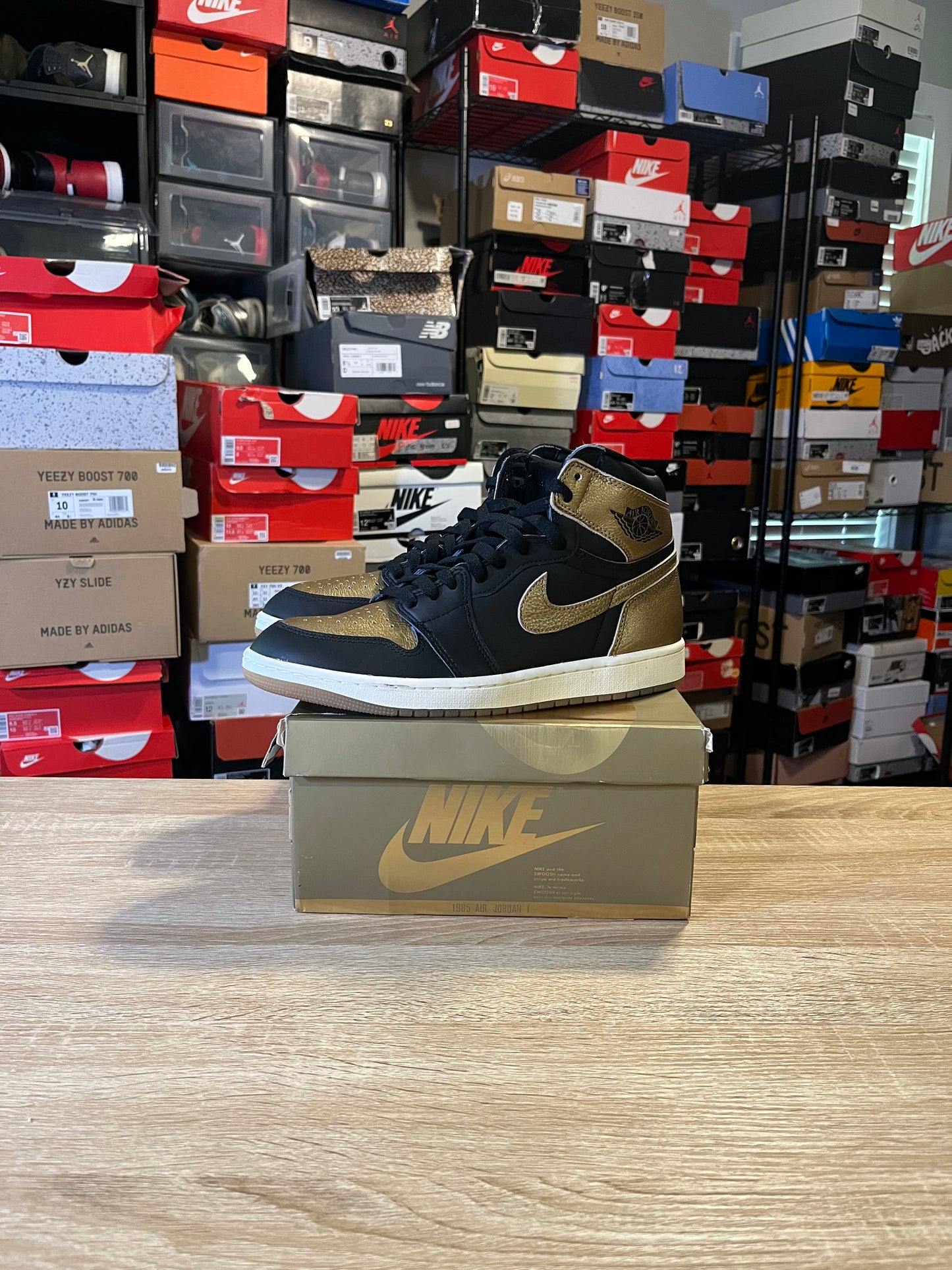 Size 9.5 - AJ 1 Metallic Gold