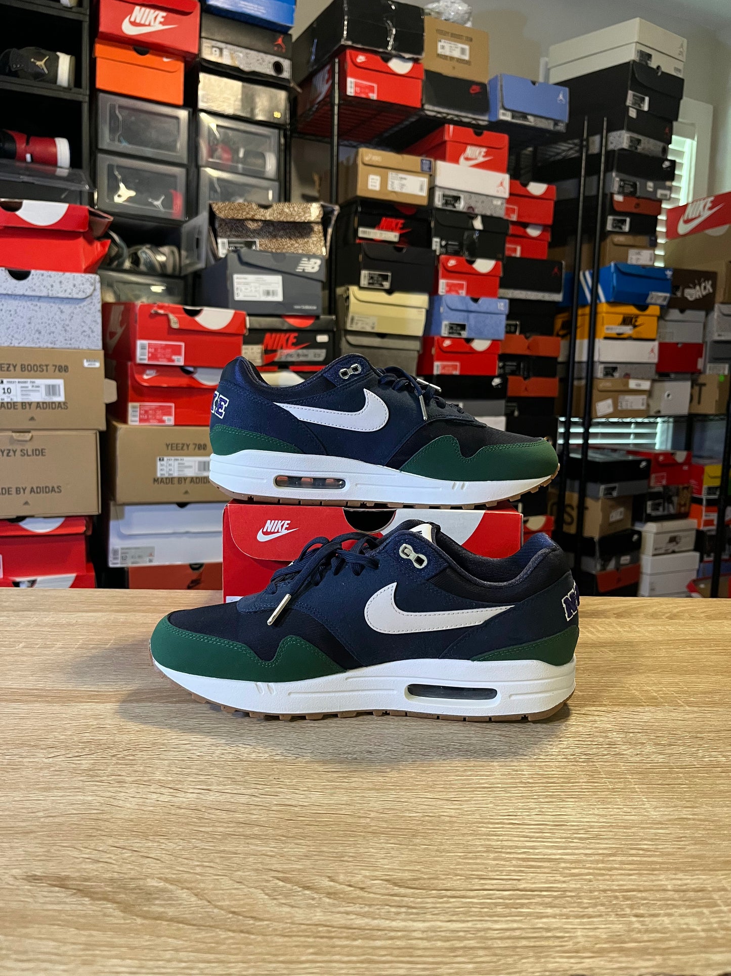 Size 9.5 - Air Max 1 ‘87 Qs