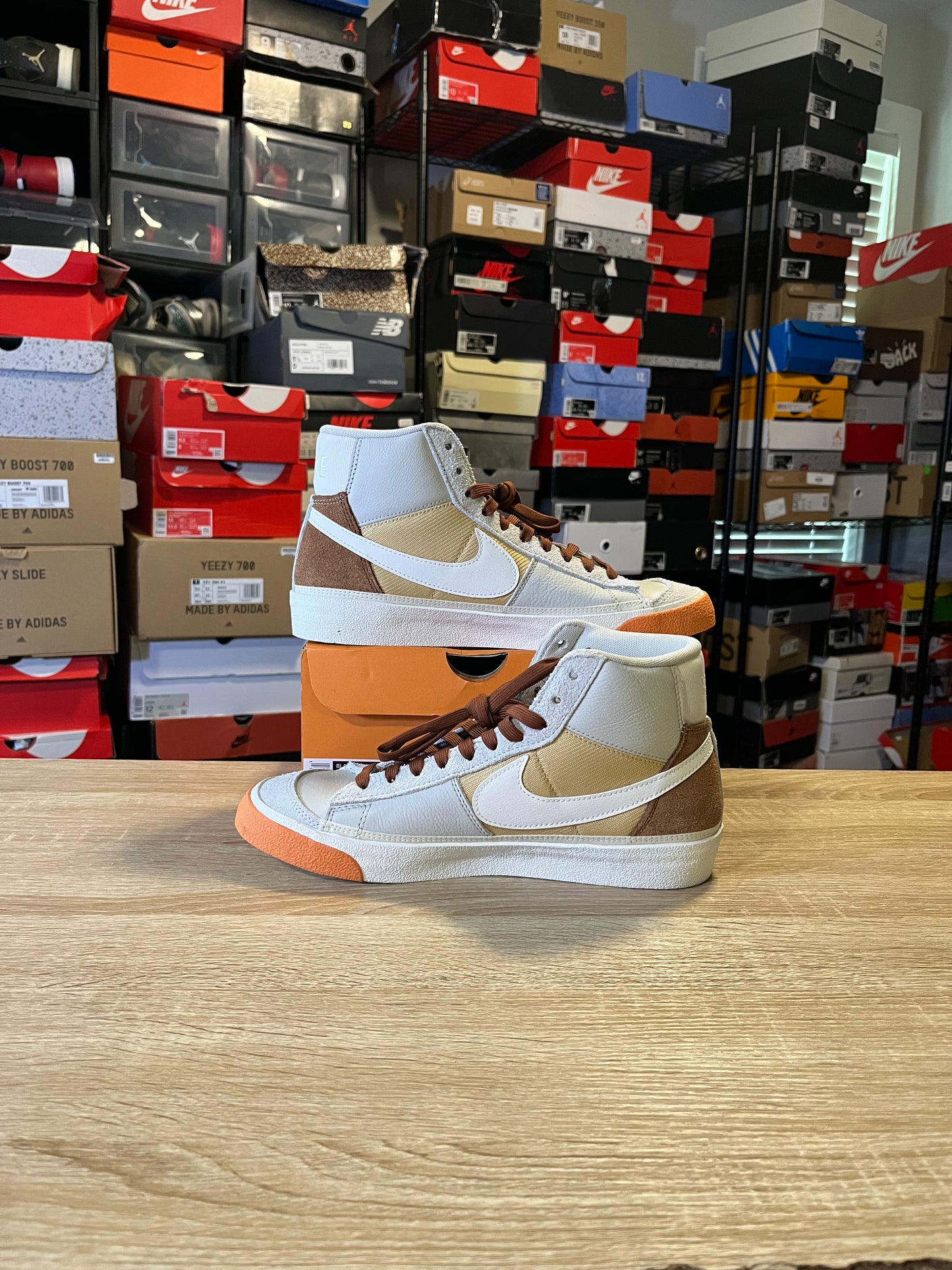 Size 9.5 - Nike Blazer '77 Pro Club Mid Remastered - Pecan