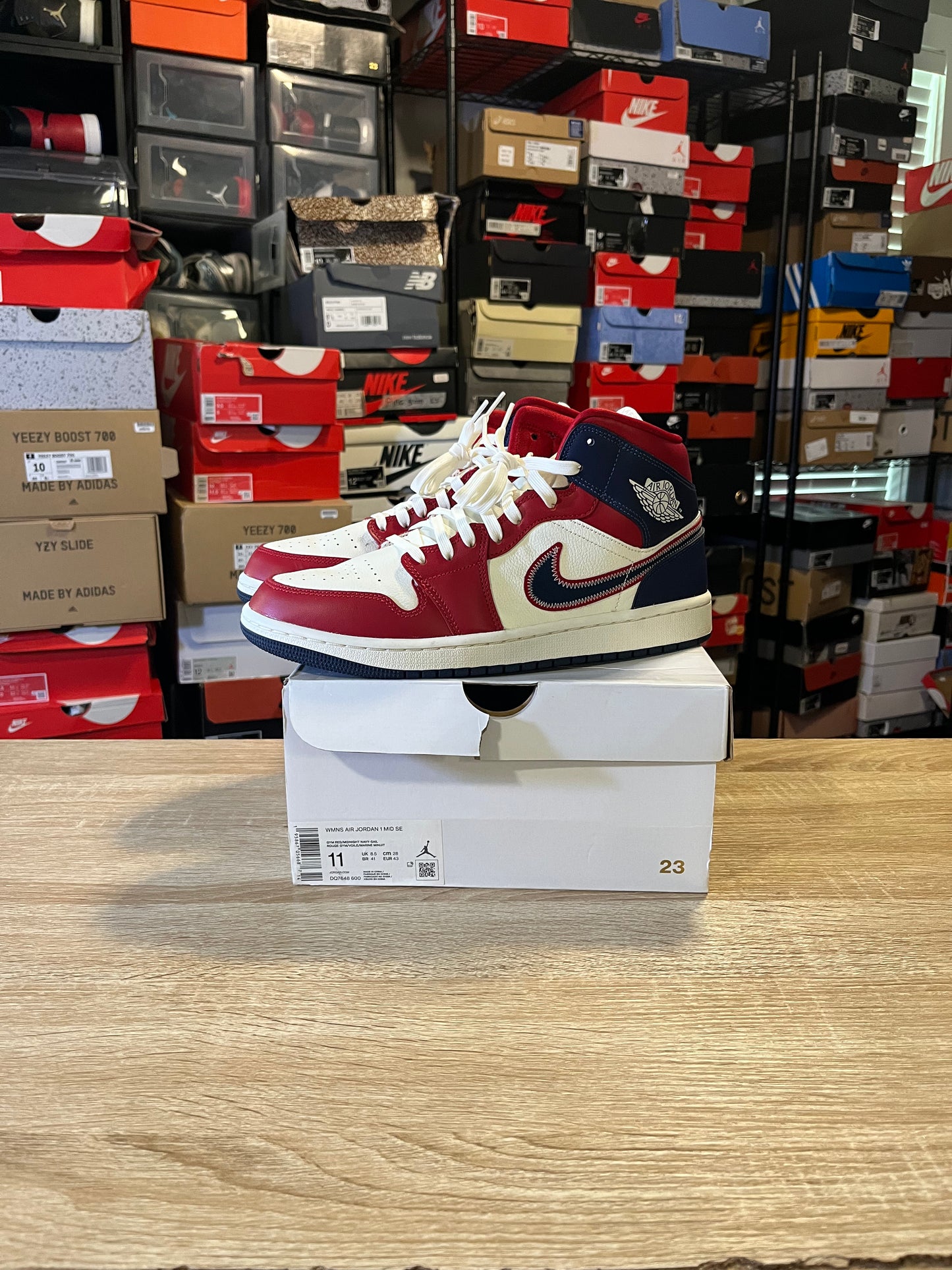 Size 9.5 - AJ 1 SE 2022 Mid USA
