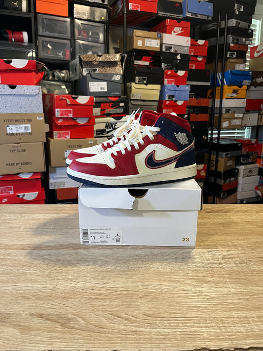 Size 9.5 - AJ 1 SE 2022 Mid USA