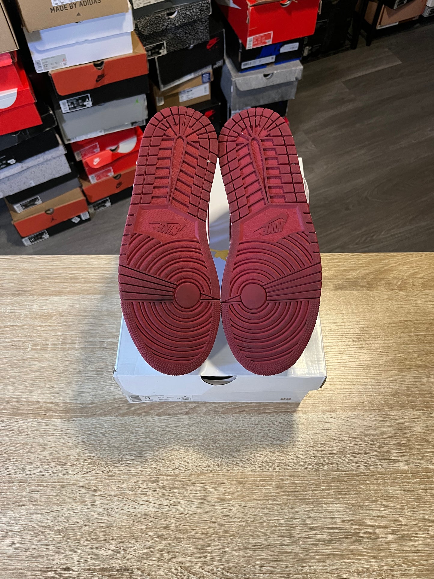 Size 9.5 - AJ 1 Mid White Pomegranate