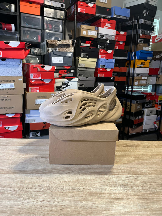 Size 12 - YZY Foamrunner Mist