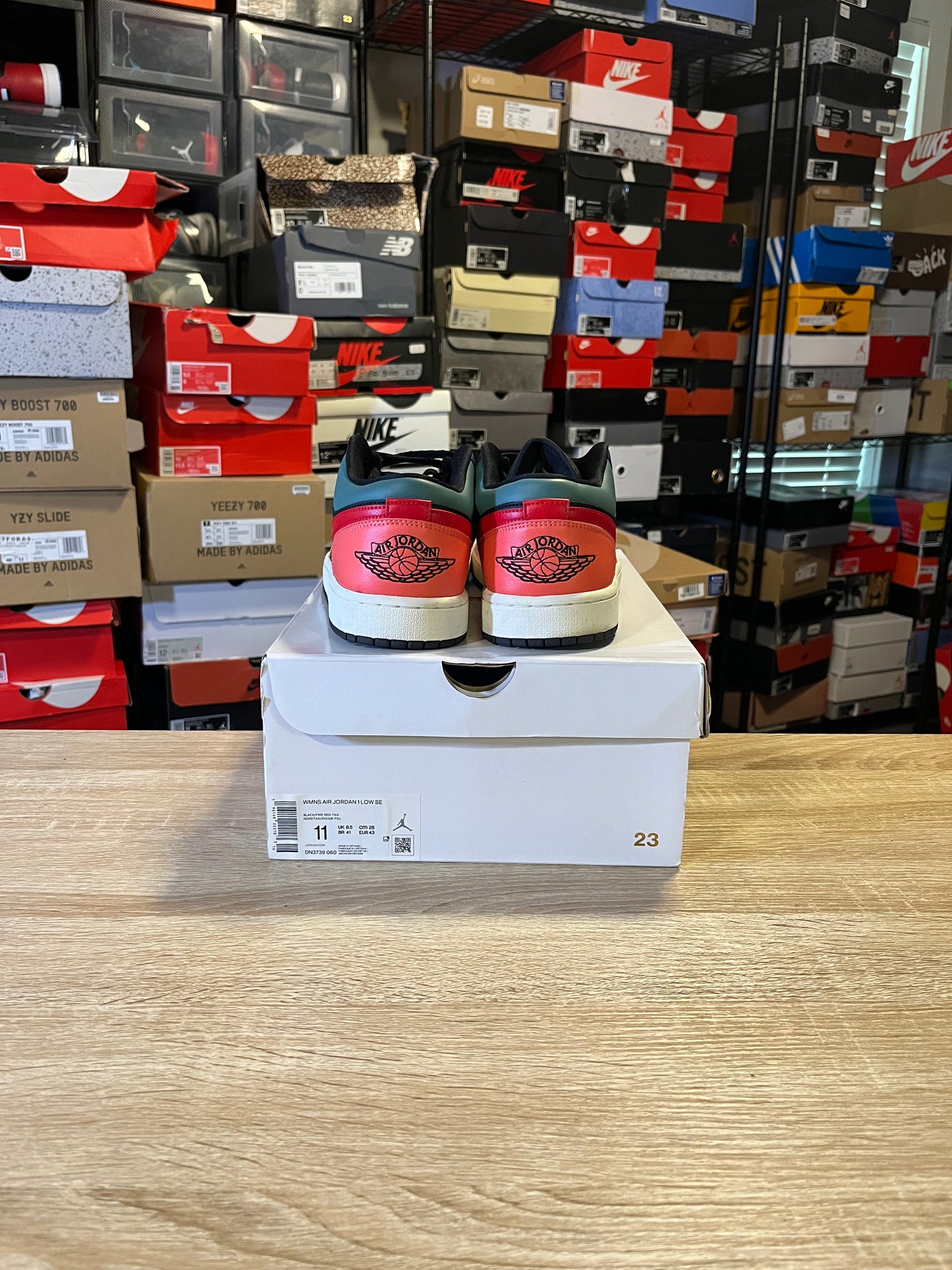 Size 9.5 - Air Jordan 1 SE Low Black Multi-Color