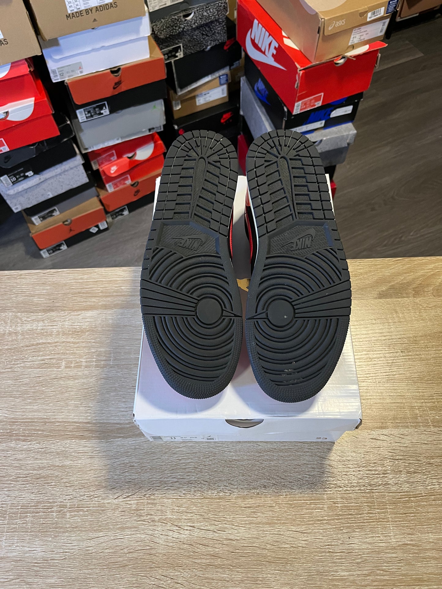 Size 9.5 - Air Jordan 1 SE Low Black Multi-Color