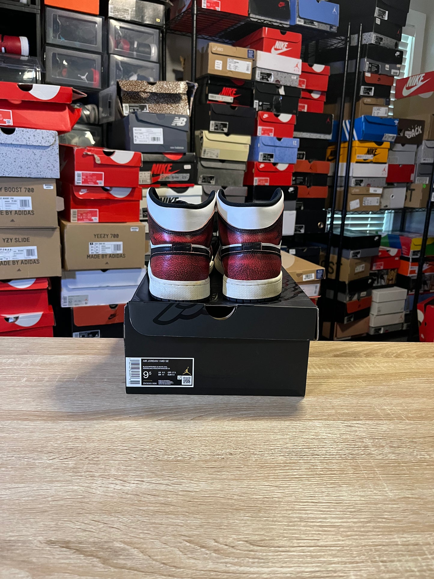 Size 9.5 - AJ 1 SE Mid Wear-Away