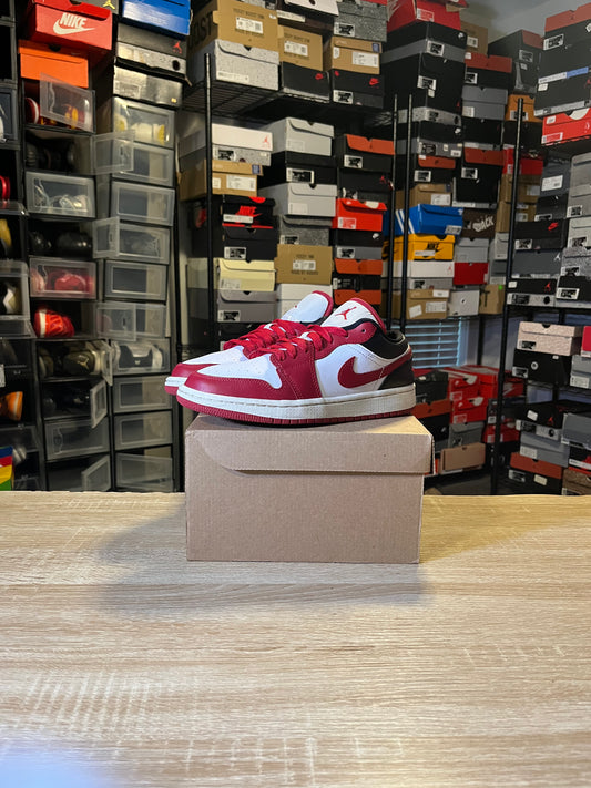 Size 6M - AJ 1 Low Reverse Black Toe