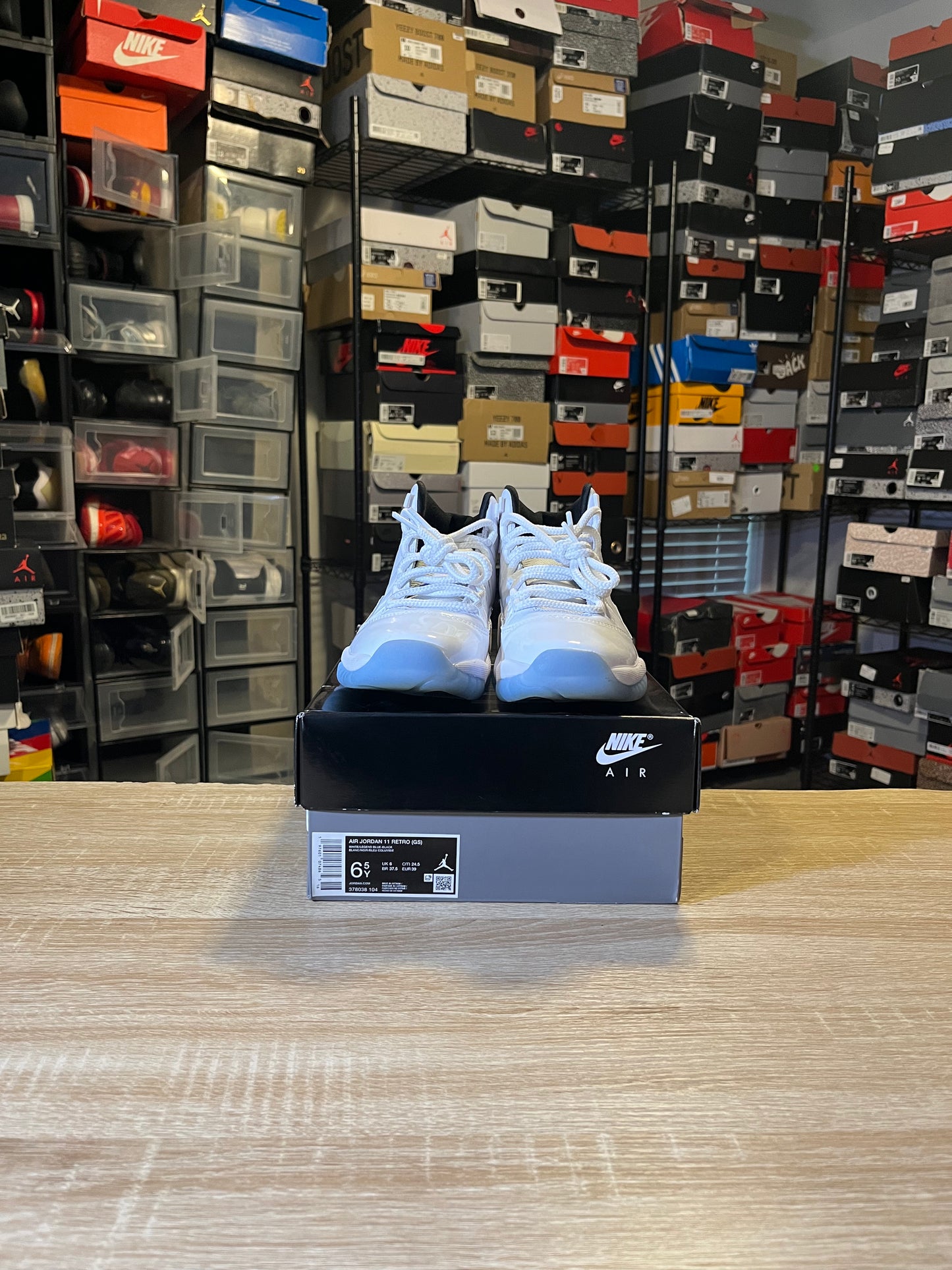 Size 6.5 - AJ 11 Legend Blue