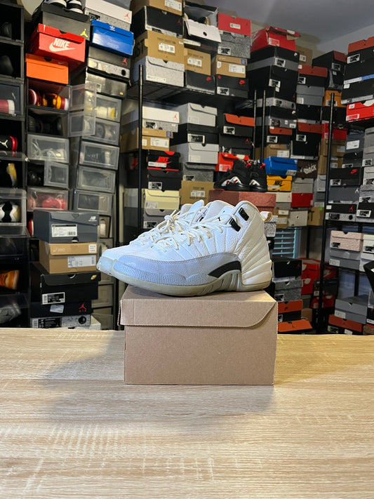 Size 6.5Y - AJ 12 Wolf Grey