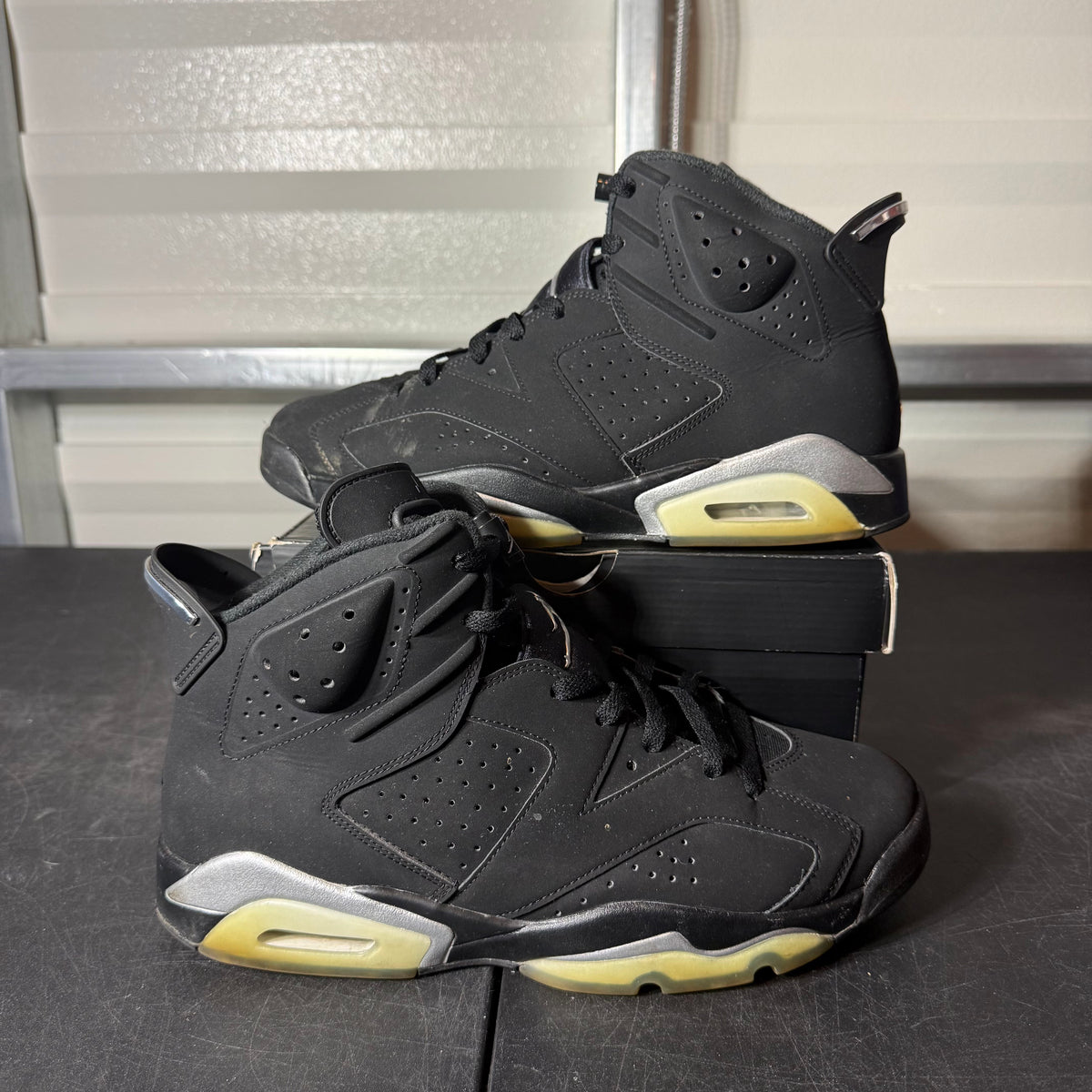 Size 11 - AJ 6 Chrome