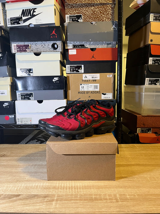 Size 8 - Air VaporMax Plus University Red