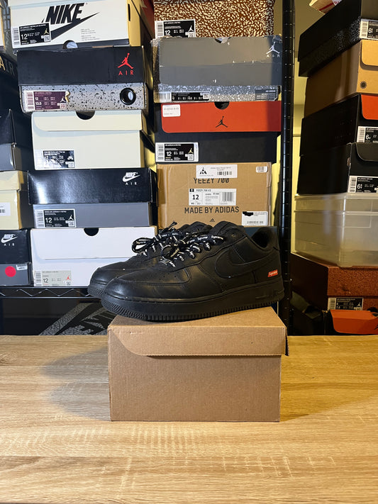 Size 9 - AF 1 Supreme Black