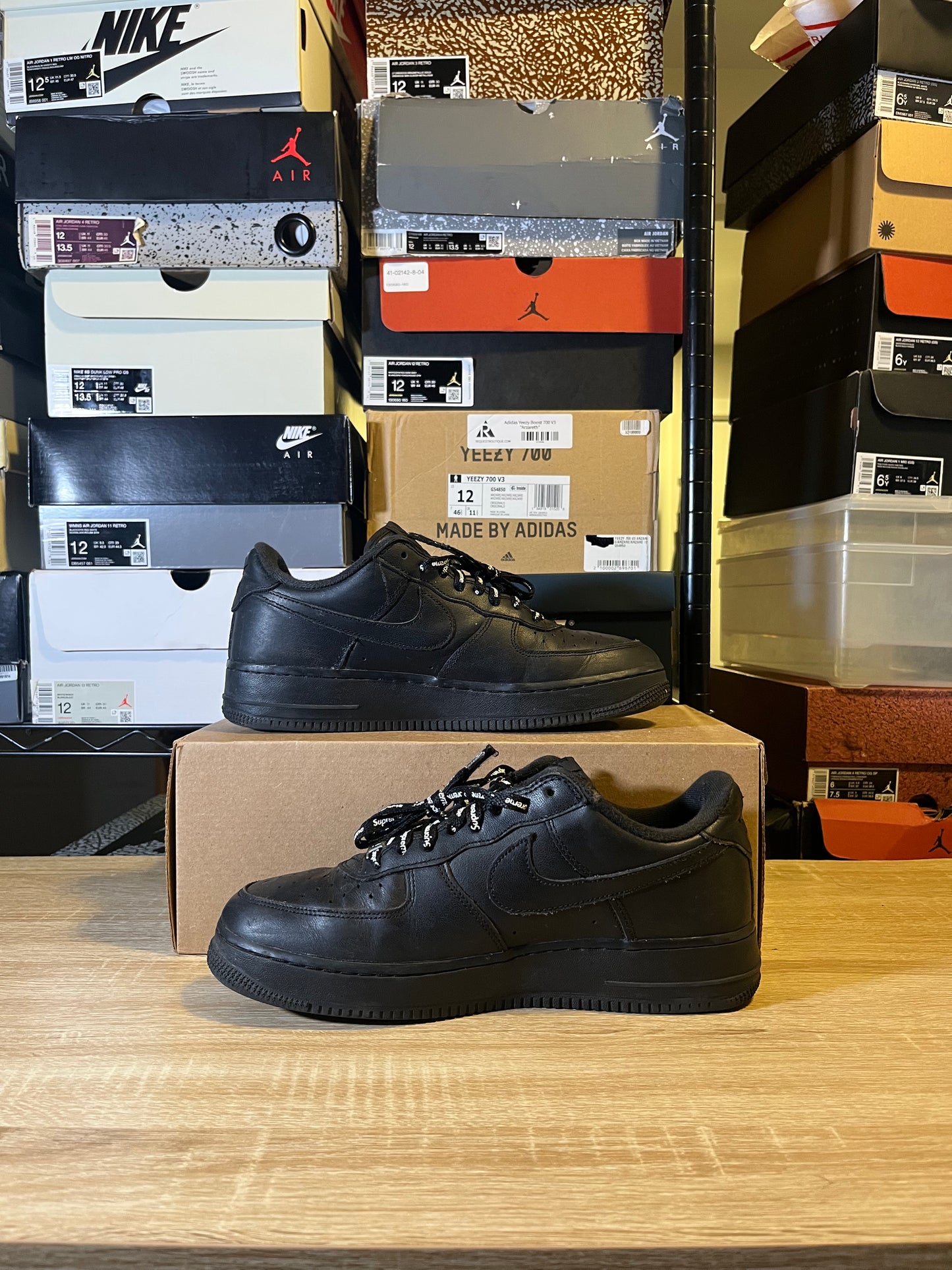 Size 9 - AF 1 Supreme Black