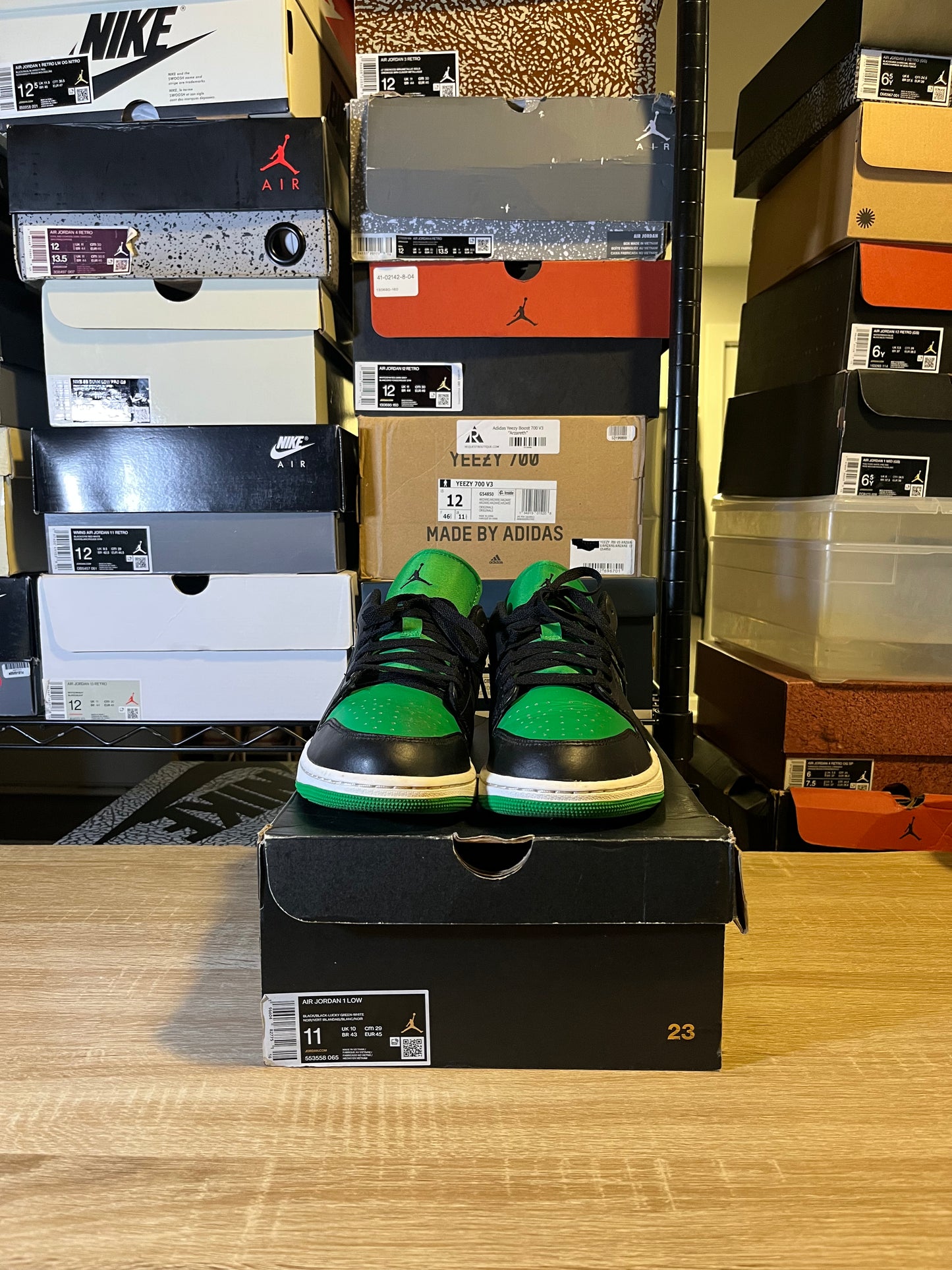 Size 11 - AJ 1 Low Black Lucky Green