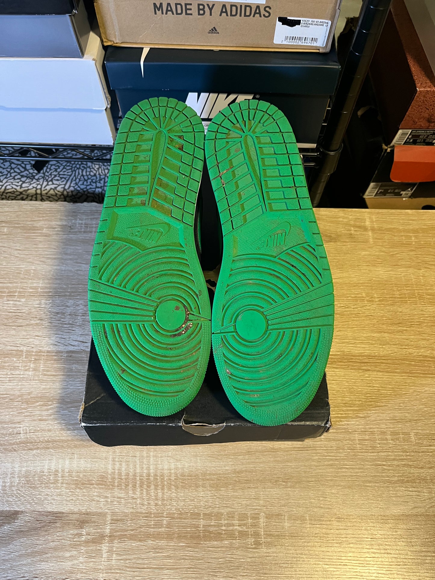 Size 11 - AJ 1 Low Black Lucky Green