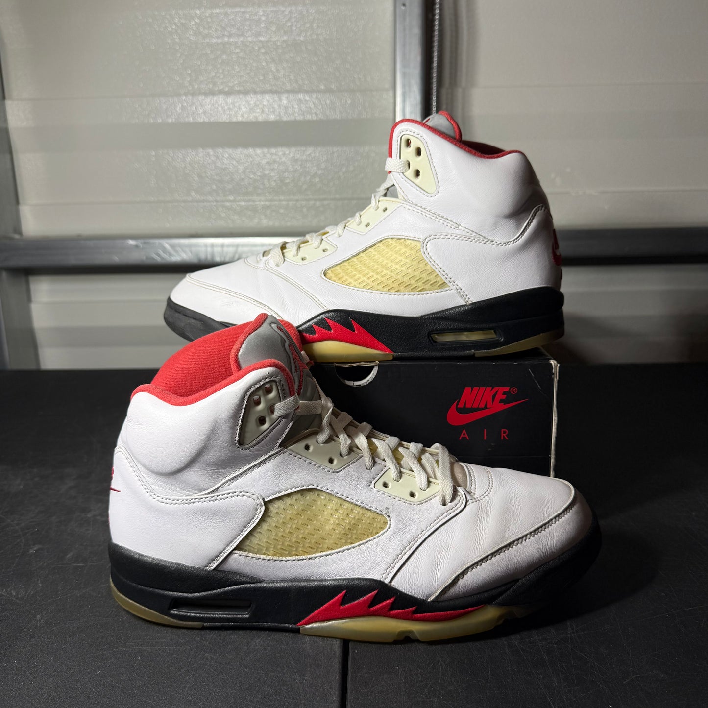Size 11 - AJ 5 Fire Red
