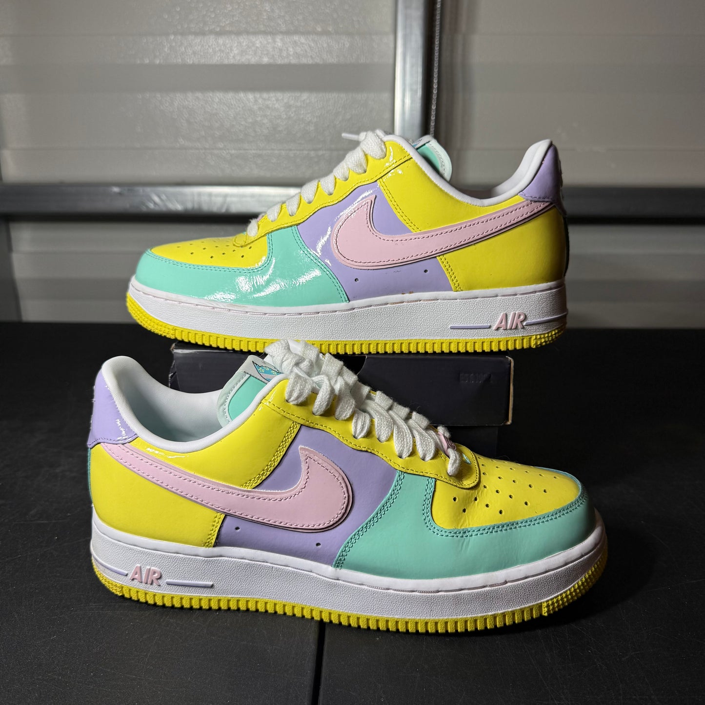 Size 8 - AF 1 Easter
