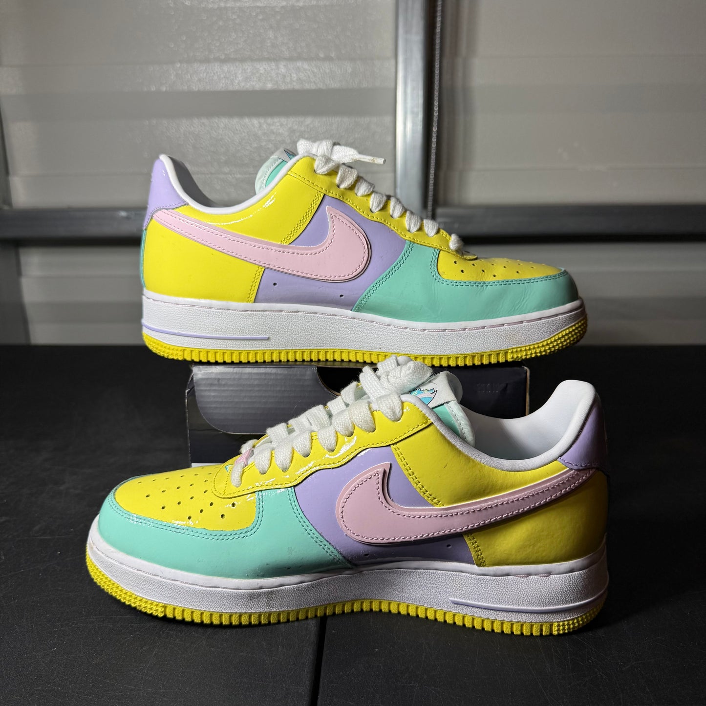 Size 8 - AF 1 Easter