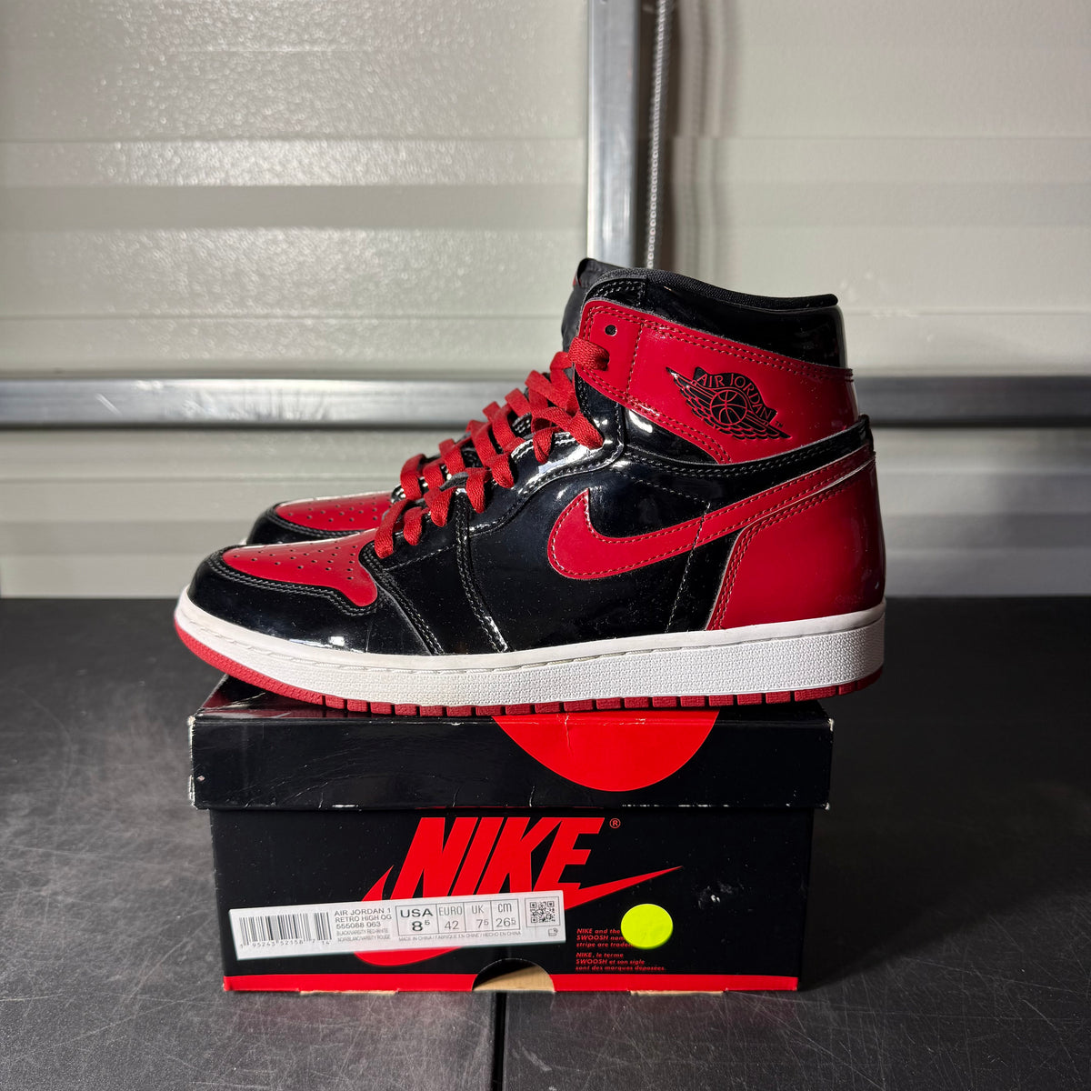 Size 8.5 - AJ 1 Patent Bred