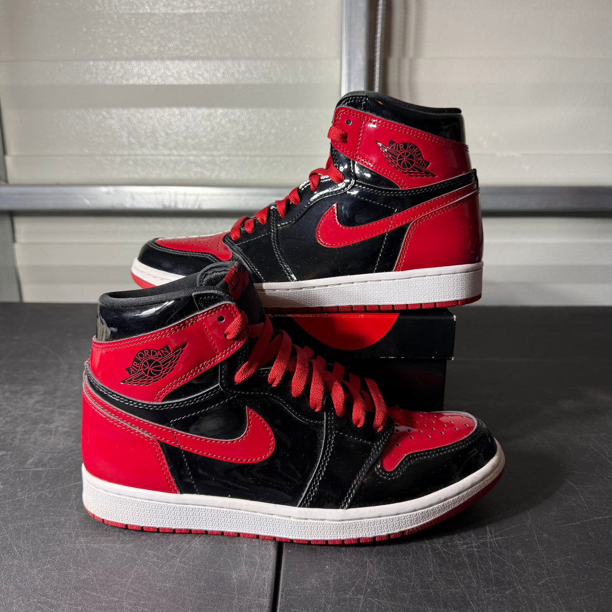 Size 8.5 - AJ 1 Patent Bred