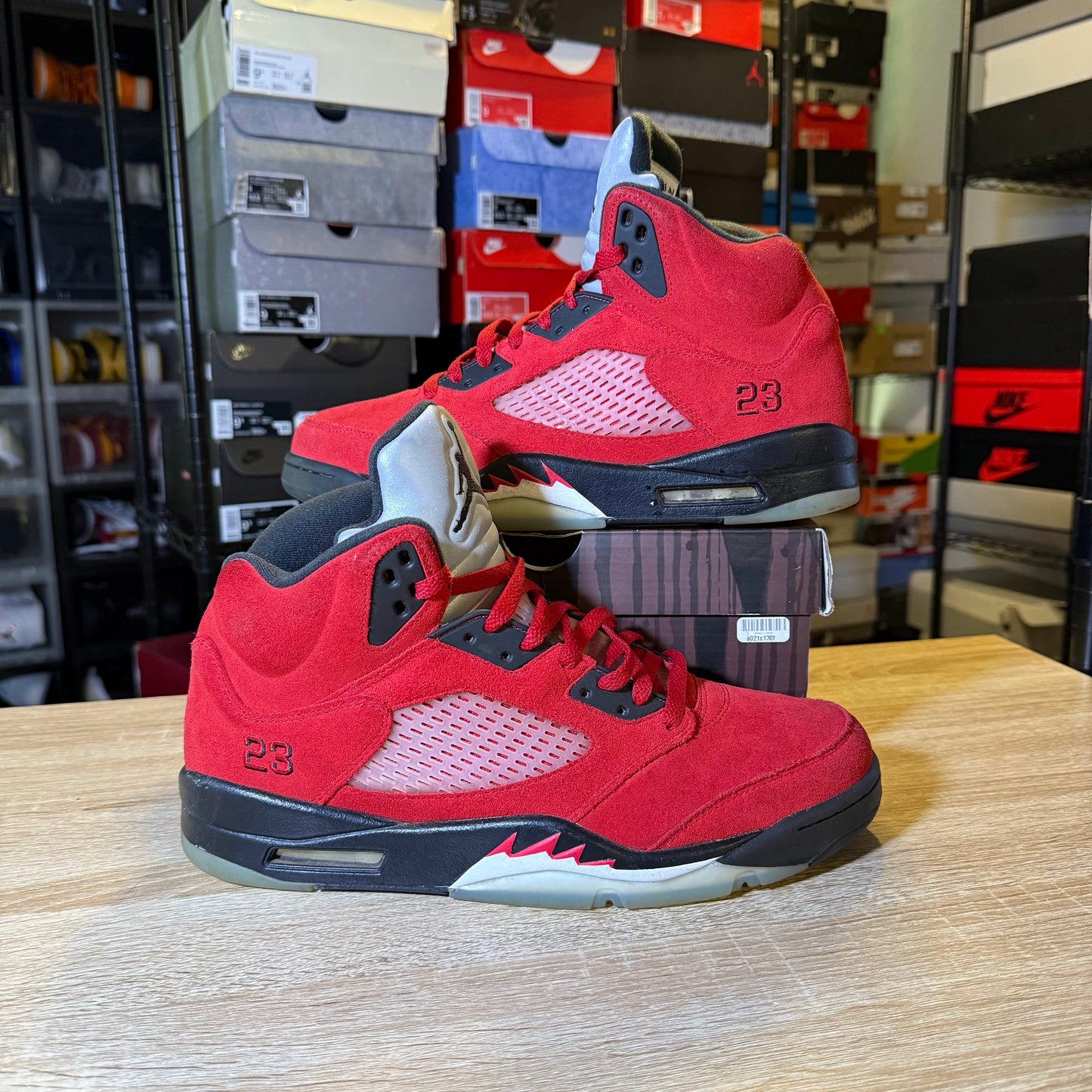 Size 12 - AJ 5 Raging Bull