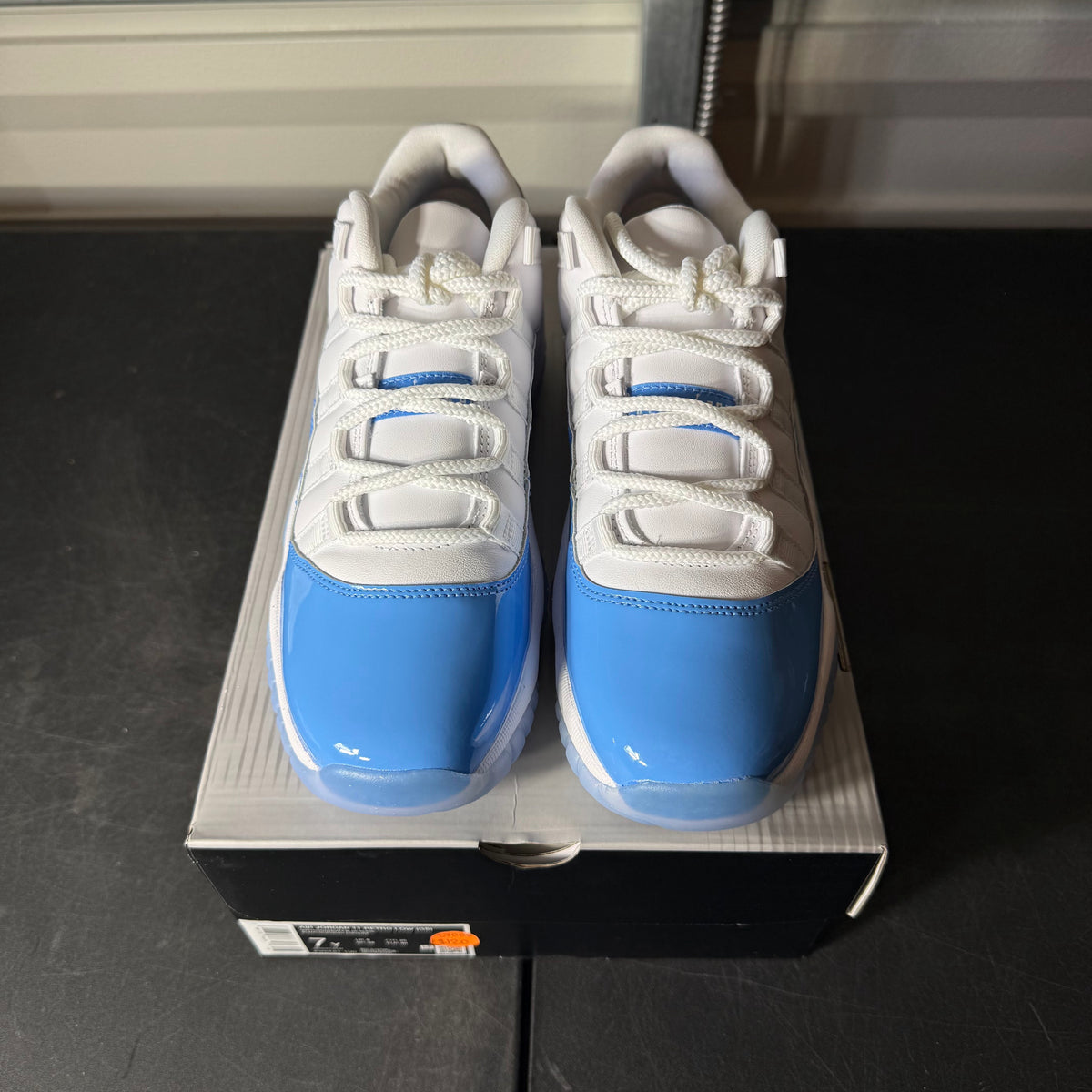 Size 7Y - AJ 11 Low UNC
