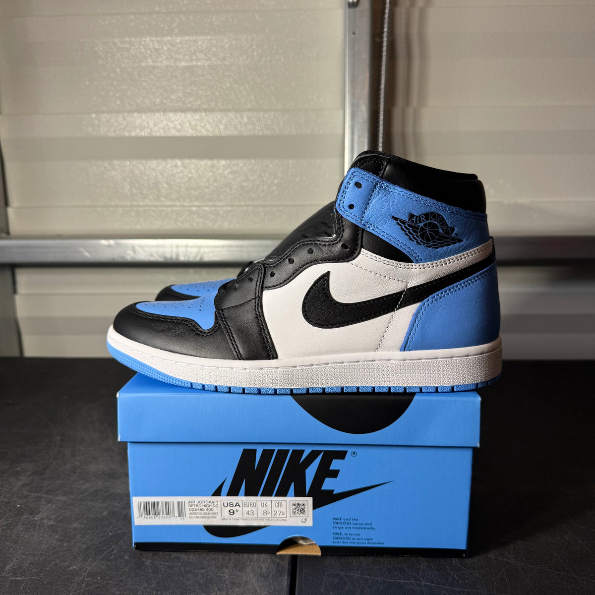 Size 9.5 - AJ 1 UNC Toe