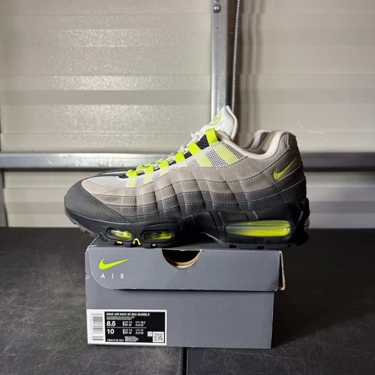 Size 8.5 - Air Max 95 Big Bubble Neon