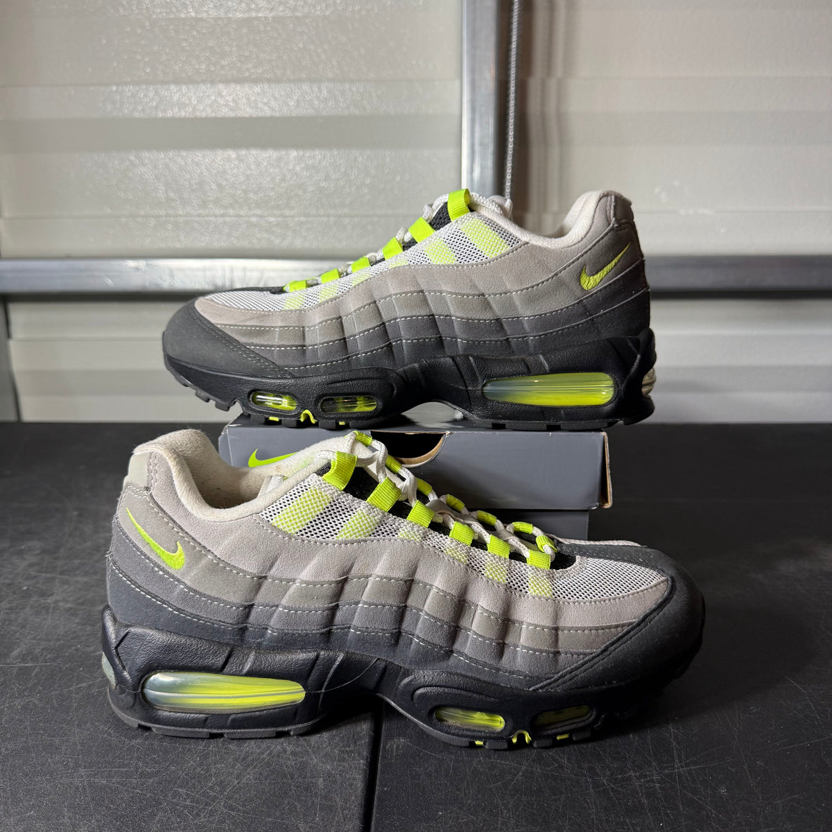 Size 8.5 - Air Max 95 Big Bubble Neon