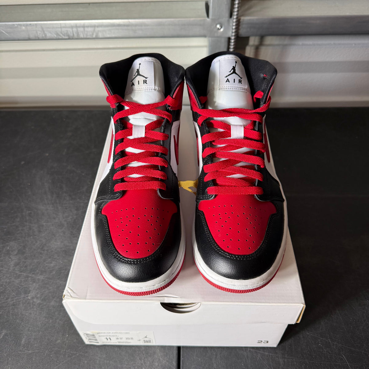Size 11W - AJ 1 Mid Alternate Bred Toe