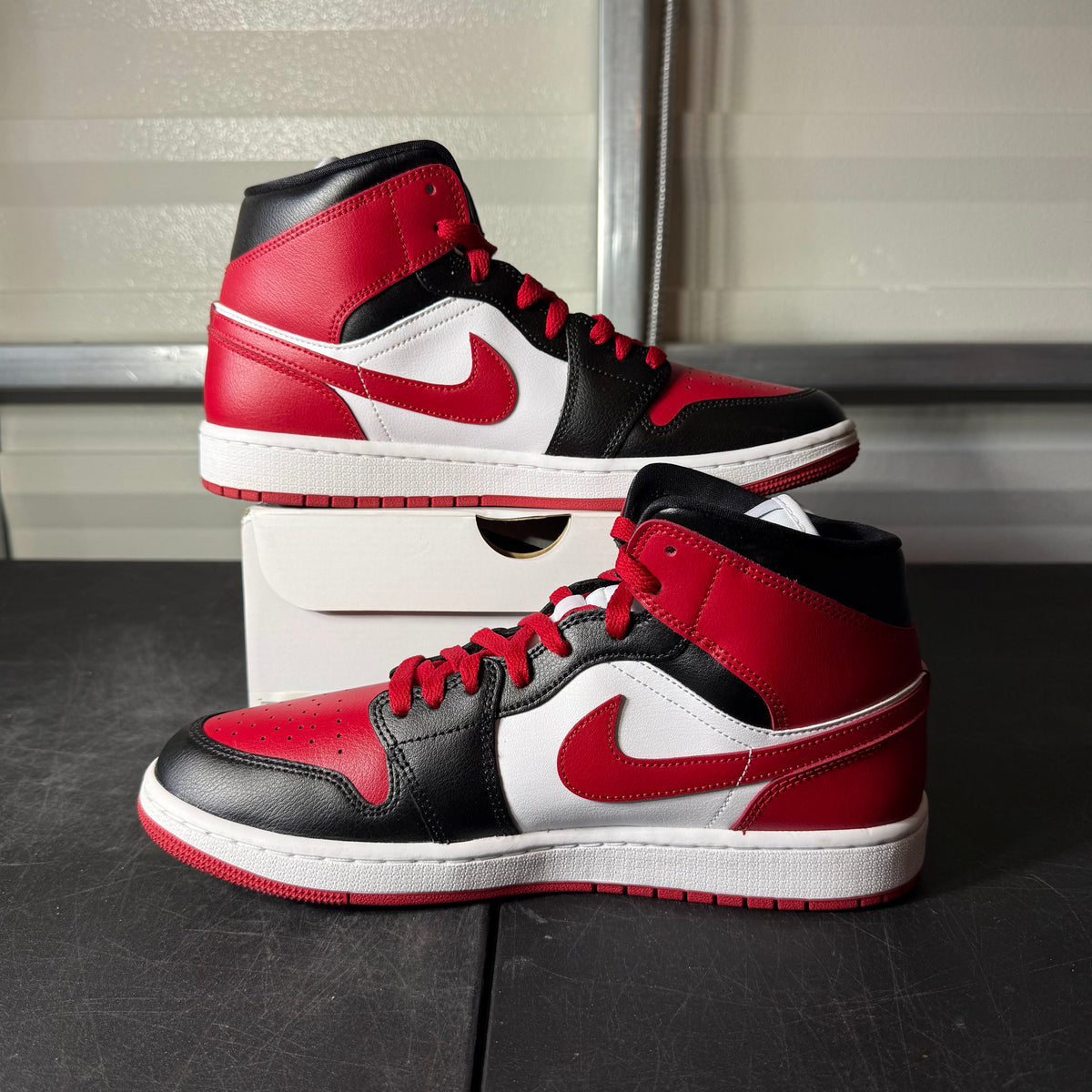 Size 11W - AJ 1 Mid Alternate Bred Toe