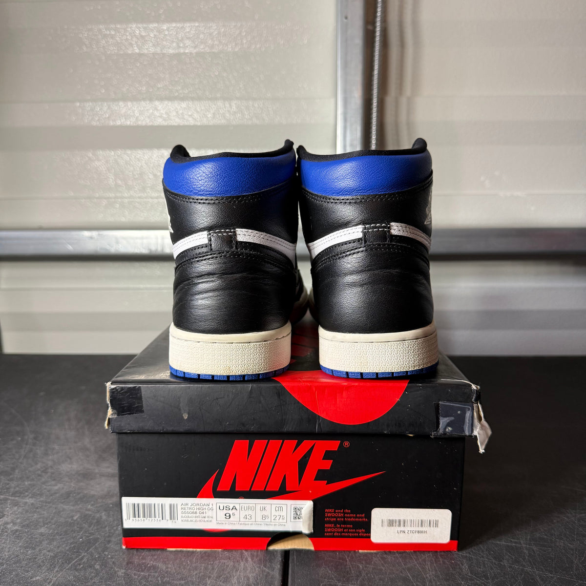 Size 9.5 - AJ 1 Royal Toe