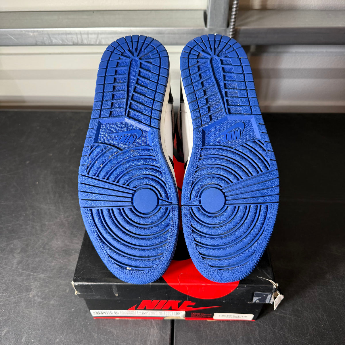 Size 9.5 - AJ 1 Royal Toe