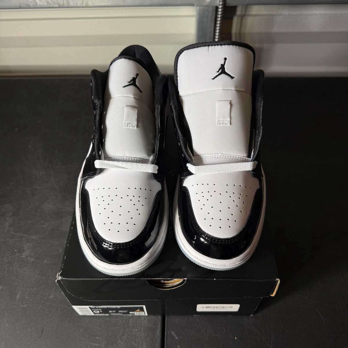 Size 9.5 - AJ 1 Low Concord