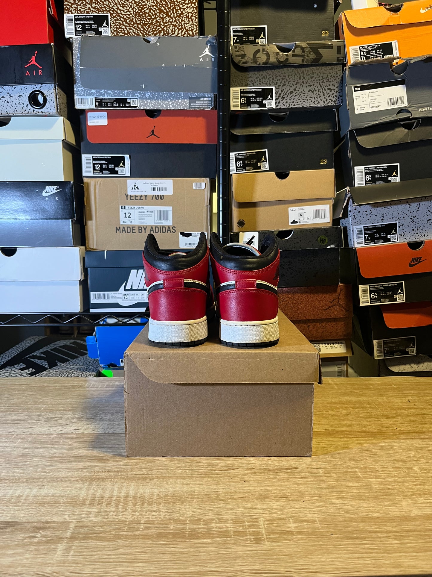 Size 7Y – AJ 1 Mid Chicago Toe