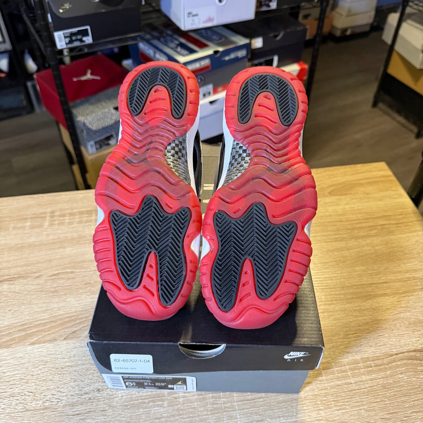 Size 6.5 - AJ 11 Concord Bred
