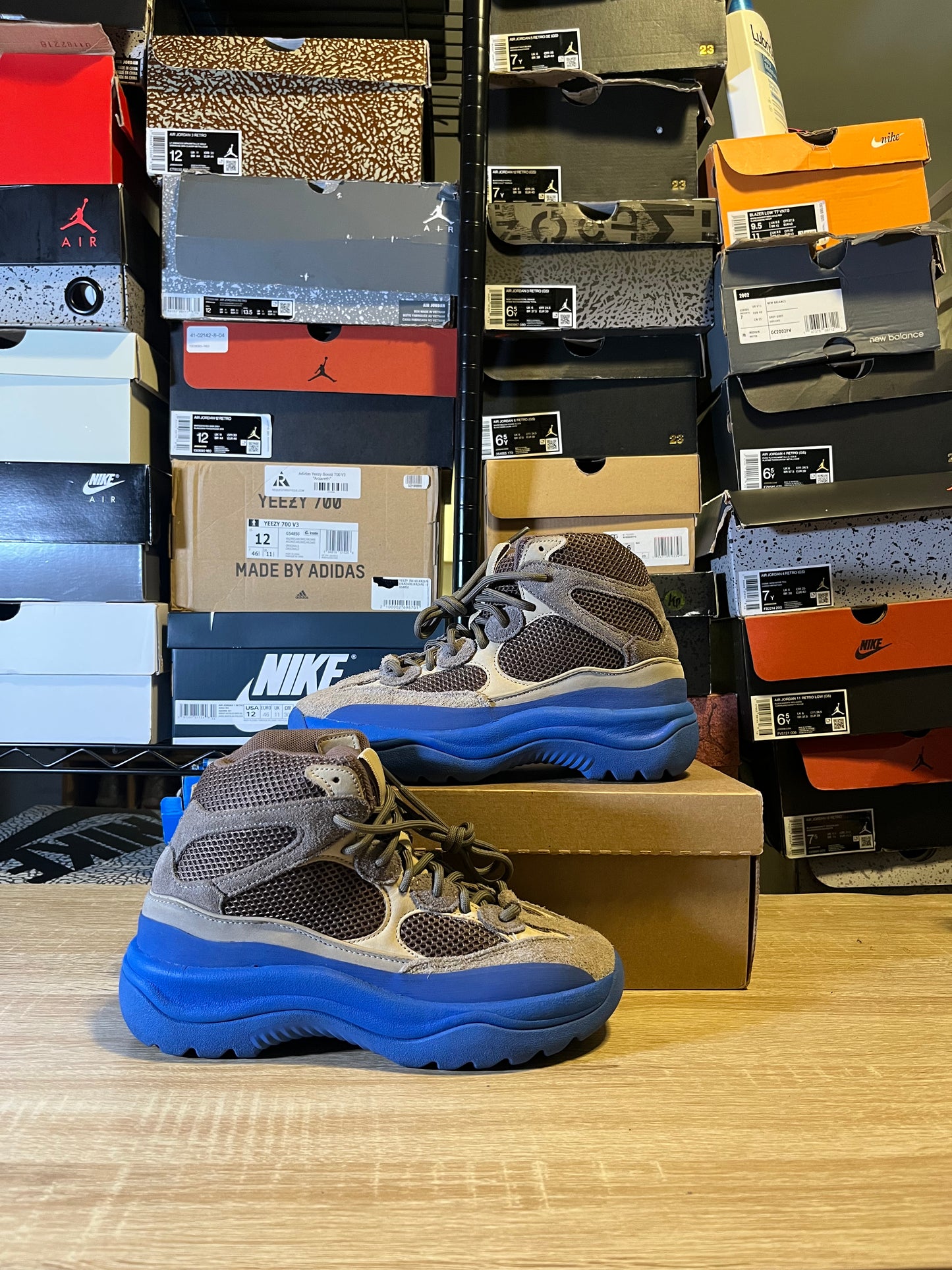 Size 6.5 – YZY Desert Boot Taupe Blue