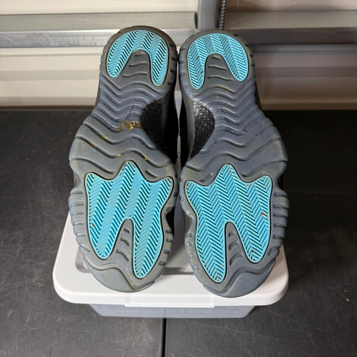 Size 13 - AJ 11 Gamma Blue