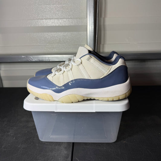 Size 9.5 - AJ 11 Low Diffused Blue