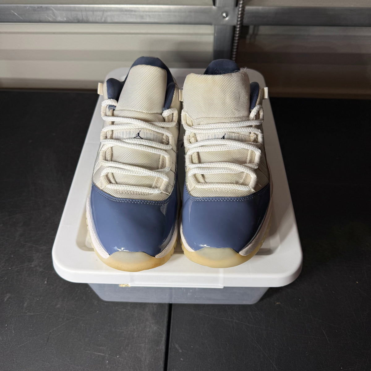 Size 9.5 - AJ 11 Low Diffused Blue