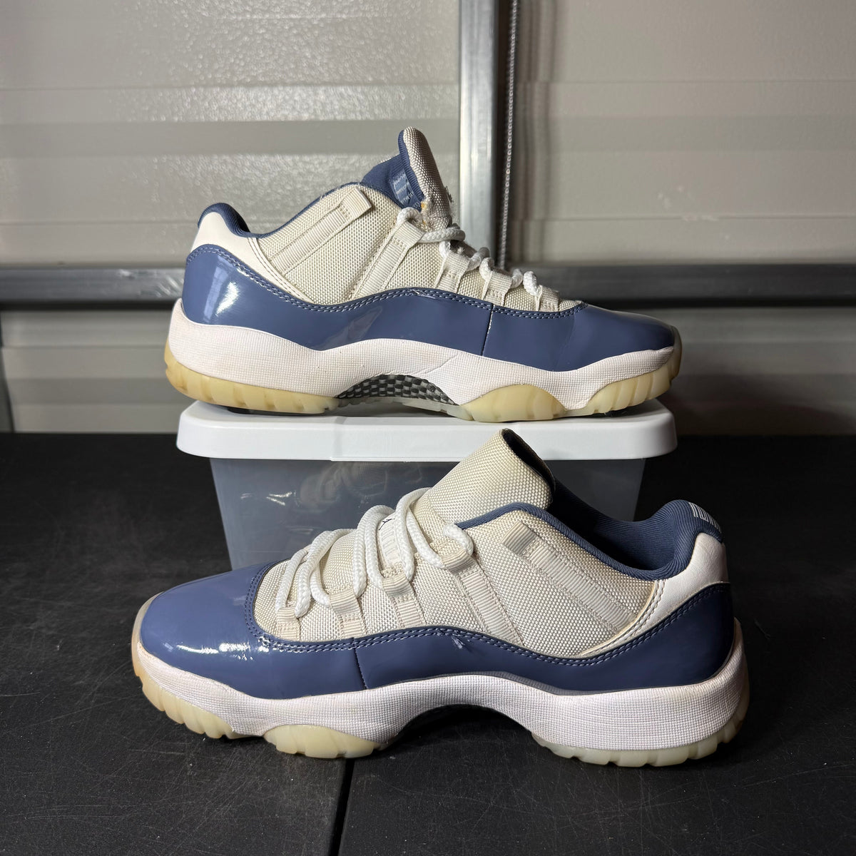 Size 9.5 - AJ 11 Low Diffused Blue