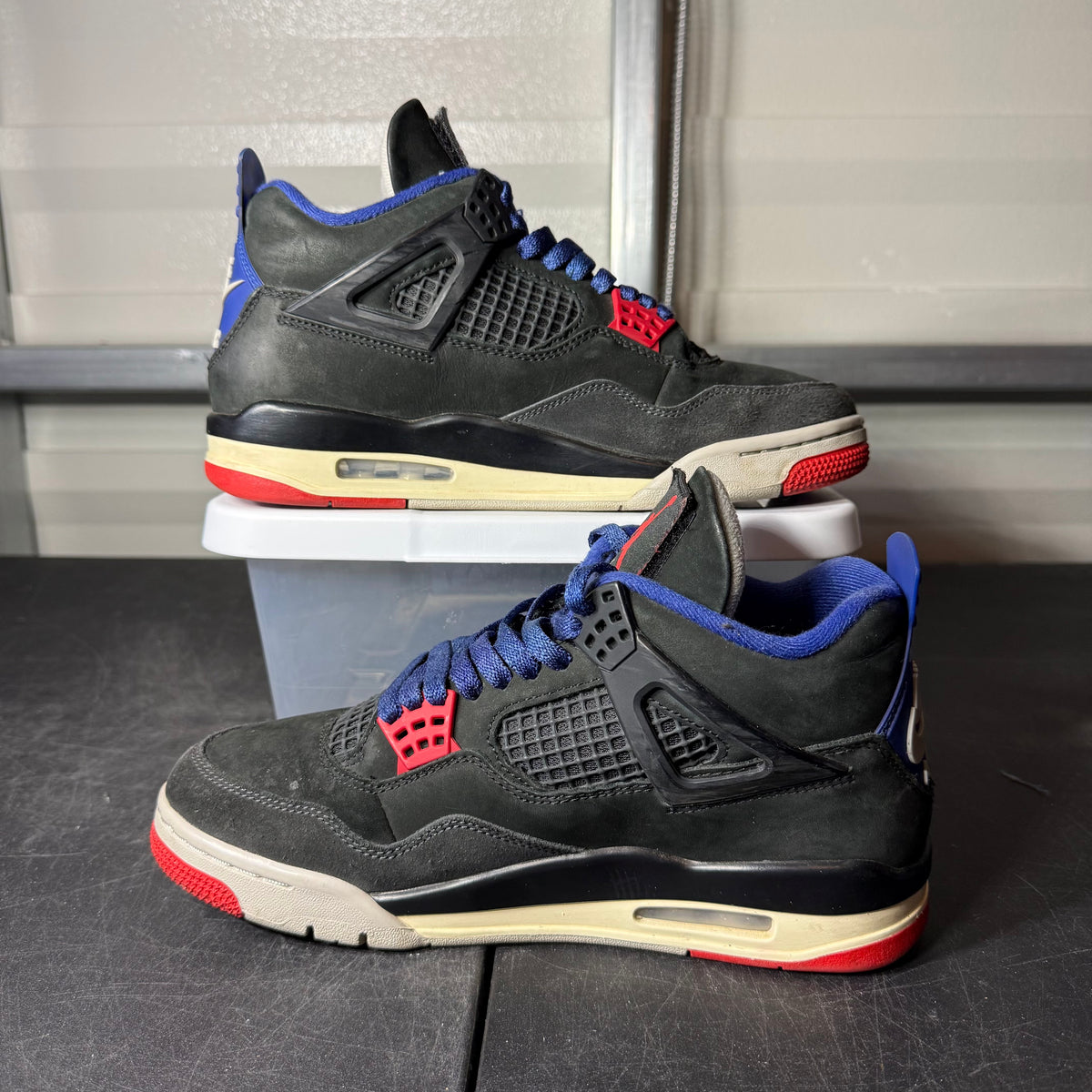Size 8 - AJ 4 Rare Air