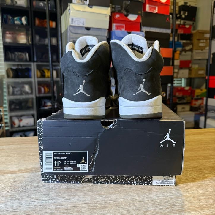 Size 11.5 - AJ 5 Moonlight