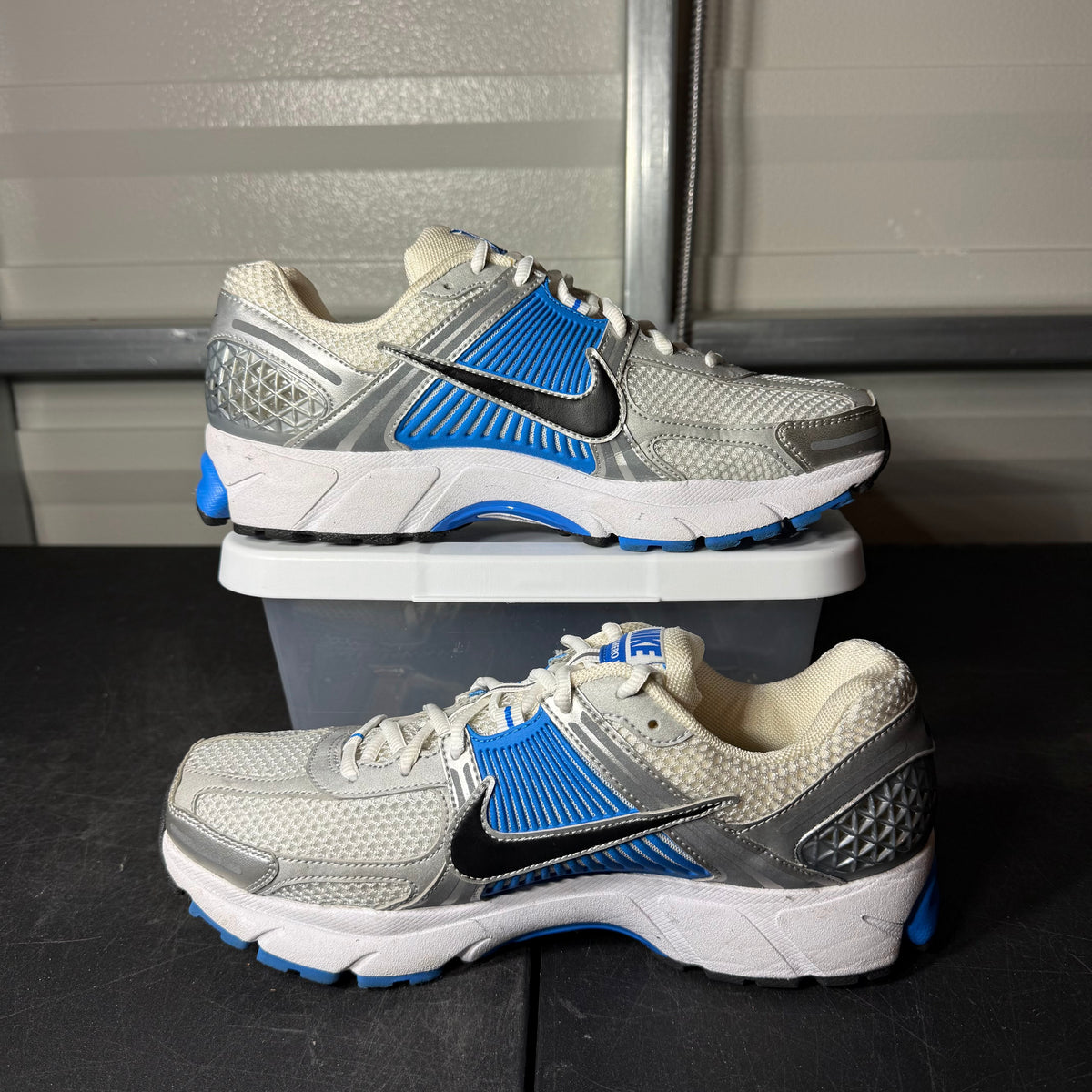 Size 10 - Vomero 5 Photo Blue